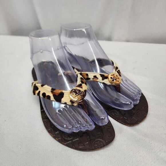 Tory Burch Thora Flip Flops Animal Print Fur Strip Gold Logo Sandals Size 7 - Picture 1 of 8